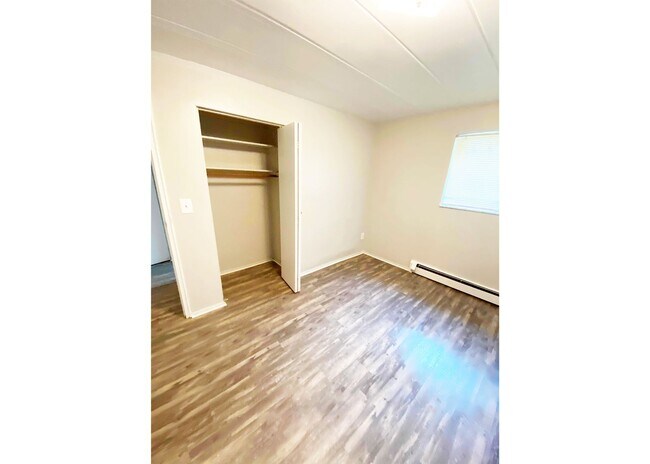 Foto del edificio - 539 Lowell Ave