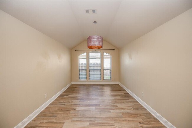 Foto del edificio - 20243 Benton Springs Ln