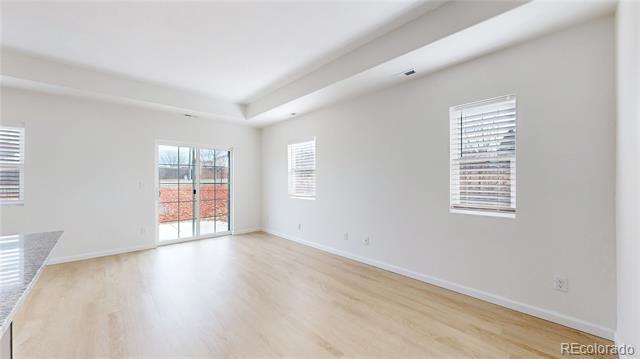 Foto del edificio - 2621 Sable Blvd
