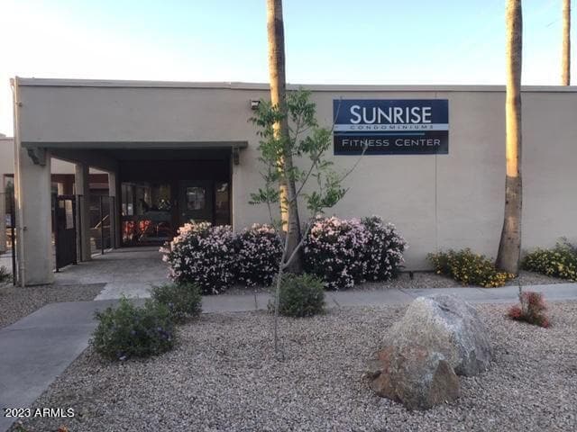 Building Photo - 3600 N Hayden Rd