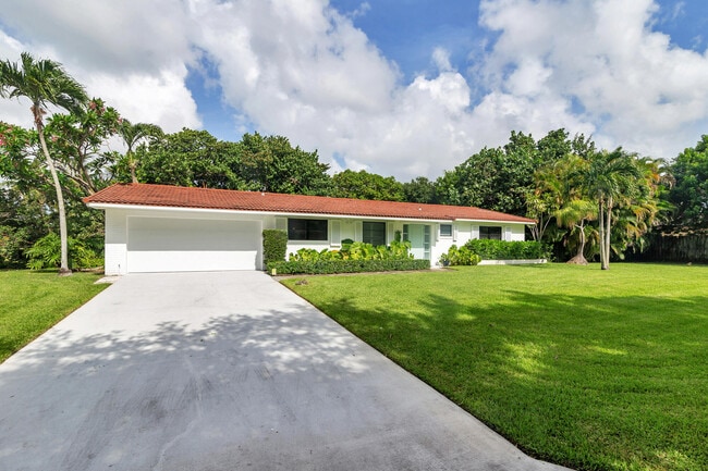 Building Photo - 7423 Clarke Rd