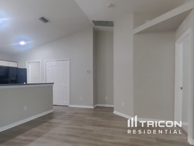 Foto del edificio - 308 116th St E