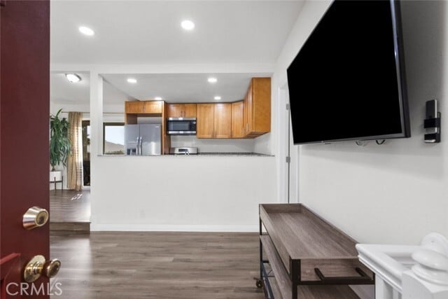 Foto del edificio - 1523 E Windsor Rd