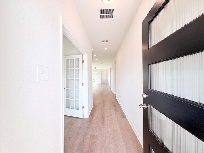 Foto del edificio - 3410 Brushy Marsh Dr