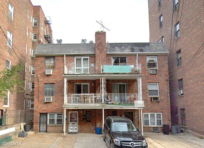 Primary Photo - 3 br, 1.5 bath Townhome - 6553 Booth St 2
