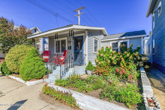 Foto del edificio - 77 Abbott Ave