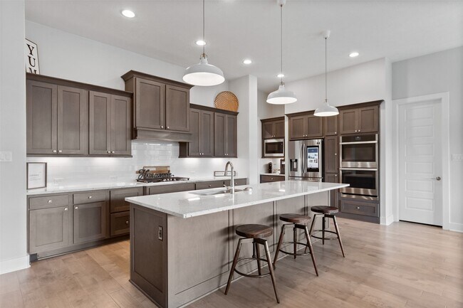 Foto del edificio - 1102 McMurtry Ridge Dr
