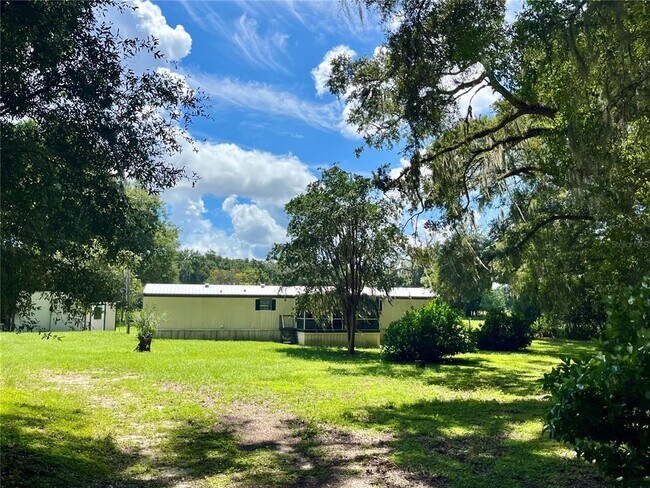 Foto del edificio - 8035 NE 33rd Ct