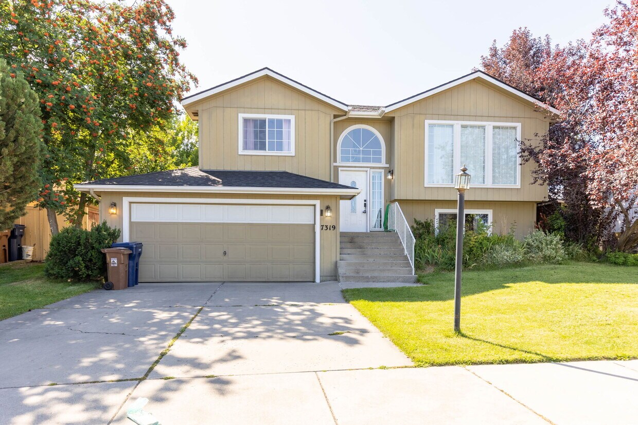 Foto principal - 7319 N Perry St