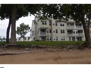 Building Photo - 5201 Riverfront Dr