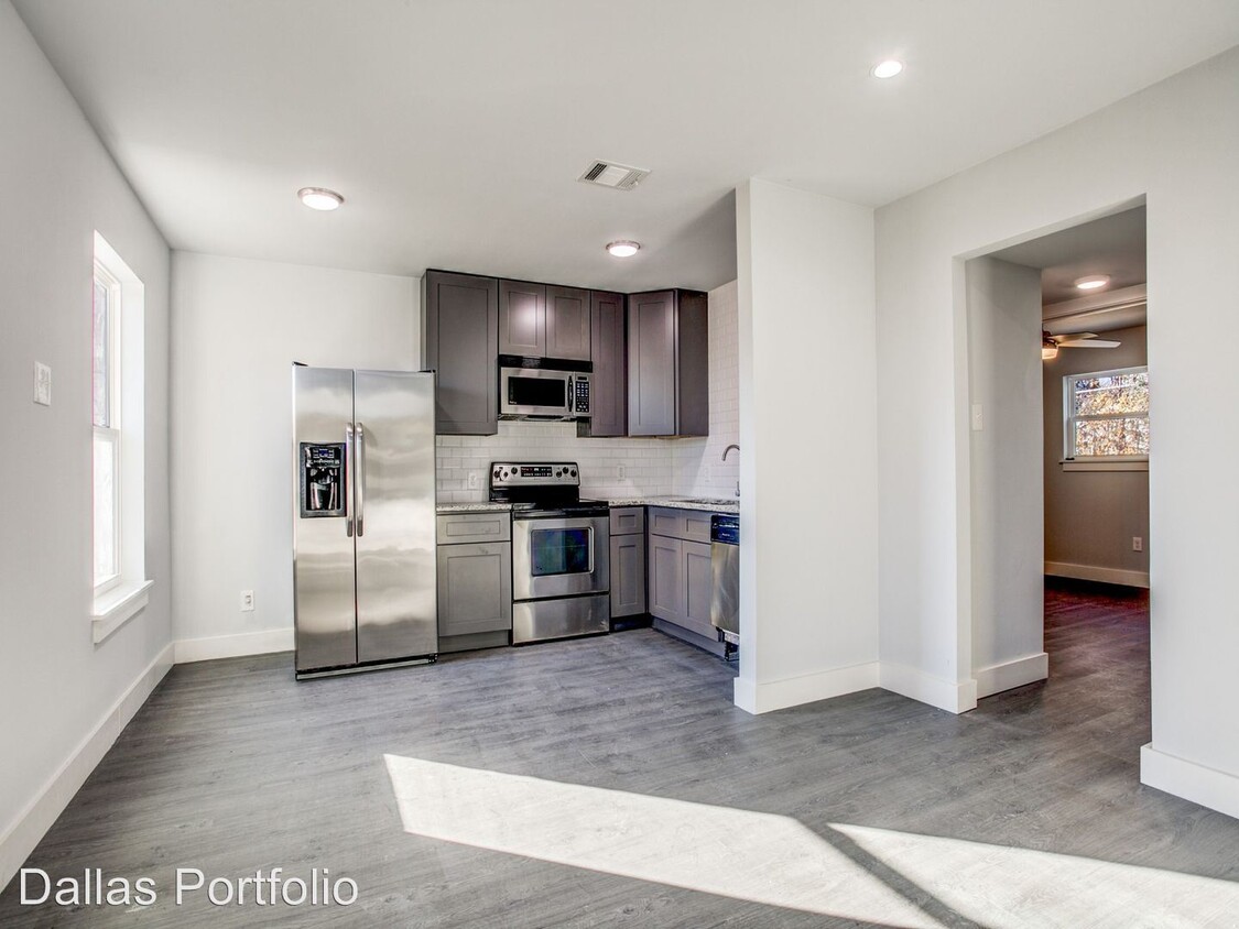 Foto principal - 3960 W Davis St