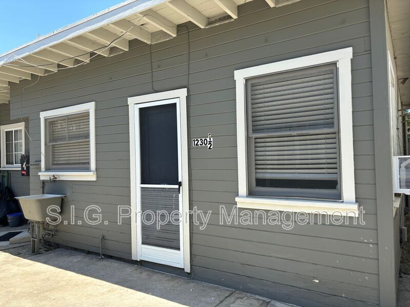 Foto principal - 1230 1/2 Griffith St