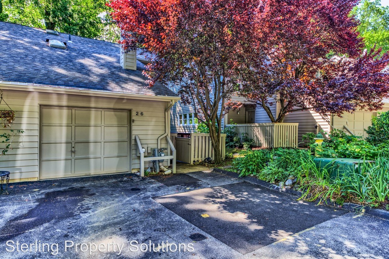 Foto principal - 3 br, 2 bath House - 2-6 Brooke Club Dr