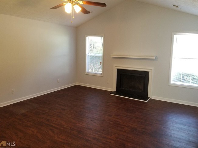 Building Photo - 1238 McPherson Ln