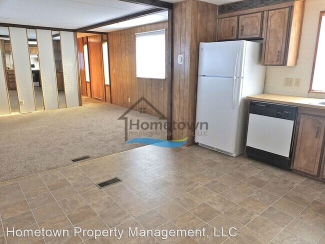 Building Photo - 3 br, 2 bath House - 1405 Church St #3