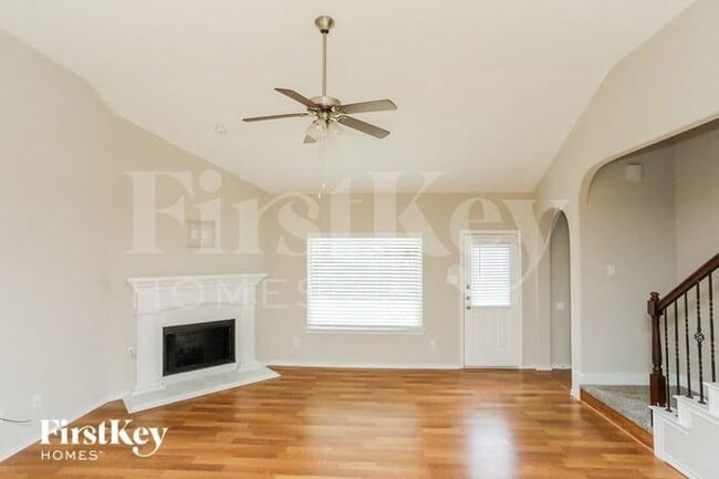 Building Photo - 5105 Glen Meadow Dr