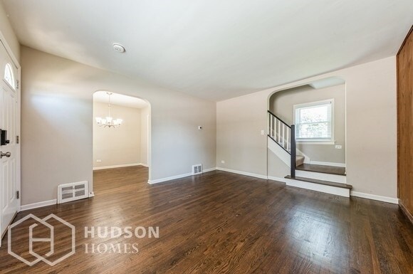 Building Photo - 779 S Wolf Rd