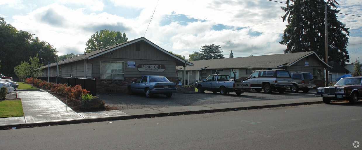 Building Photo - Eastside 1 Apartments