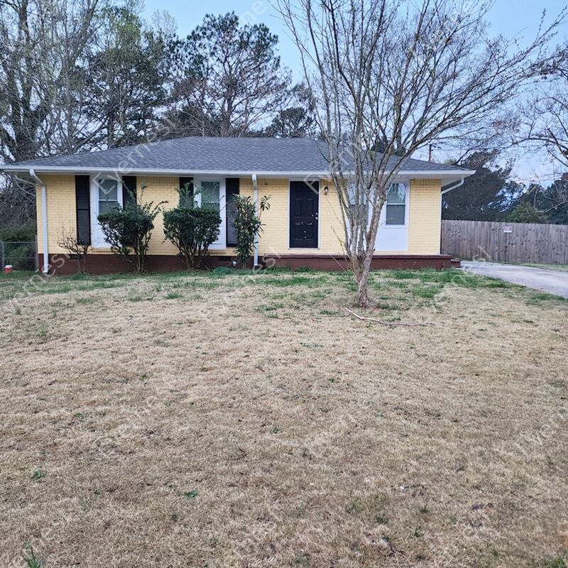 8249 Kendrick Rd, Jonesboro, GA 30238 House Rental in Jonesboro, GA