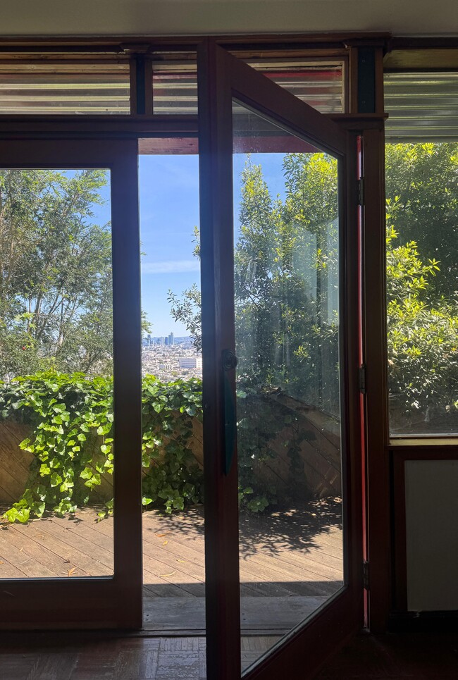 Deck and view - 77 Miguel St