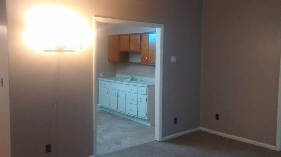 Primary Photo - 327 N 11th St