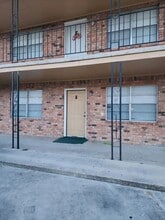 Building Photo - 309 Sunset Ln