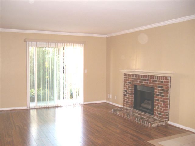 Foto del edificio - 2116 Hobbs Rd