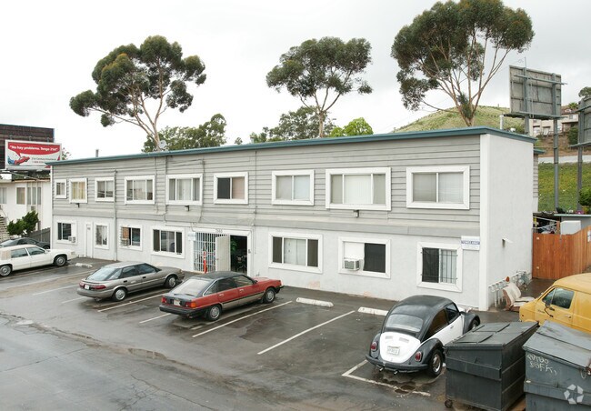 Building Photo - 7560 North Ave