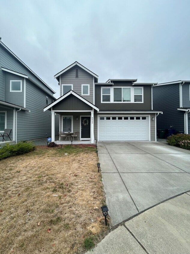 Foto principal - Newly Built 5BD 2.5BA in LSSD