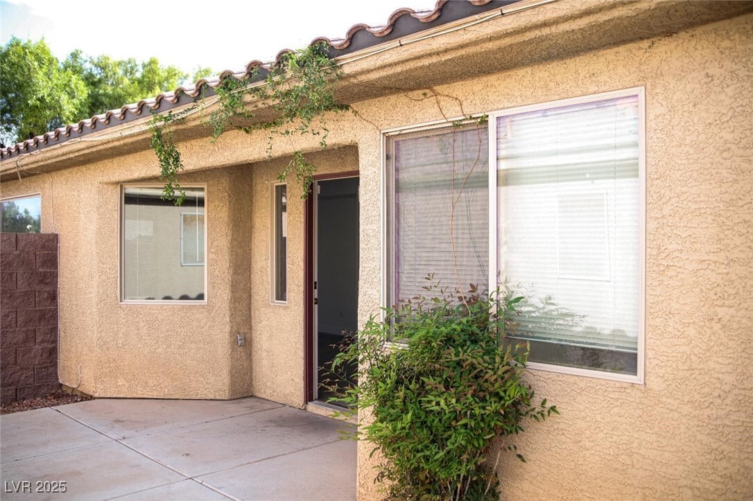 Primary Photo - 3438 Blue Ash Ln