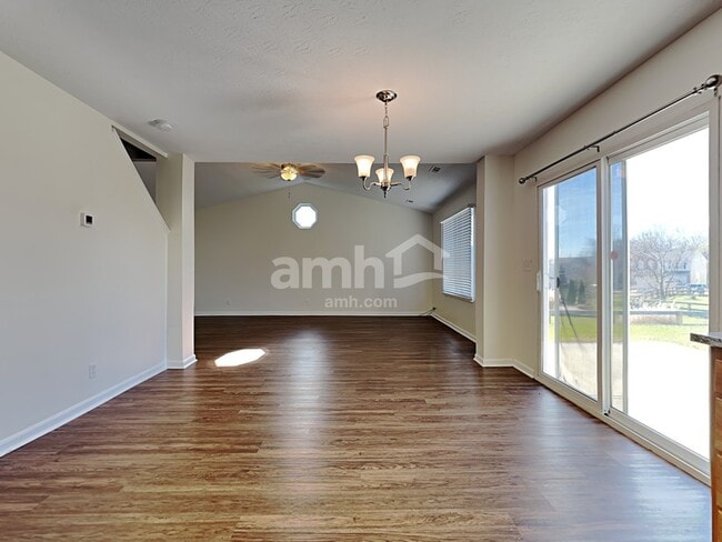 Building Photo - 1162 Edgewater Way