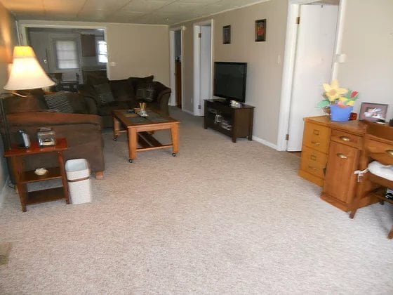 Foto del edificio - 7574 Lakeport Rd
