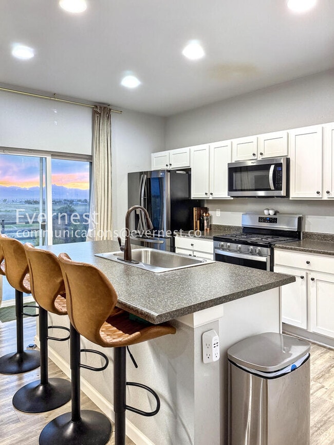 Building Photo - 1123 Huntington Ave