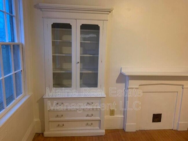 Building Photo - 99 Ohio St