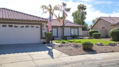Building Photo - 6103 W Villa Theresa Dr