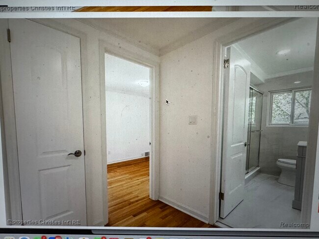 Foto del edificio - 1047 N Old Woodward Ave