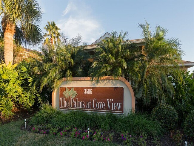 Foto del edificio - 3506 Cove View Blvd