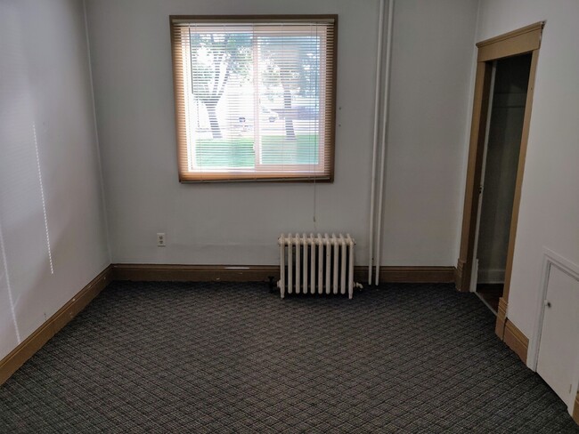 Bedroom - 315 4th St