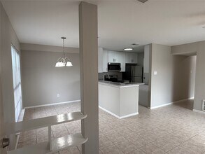 Building Photo - 13902 Buckingham Dr