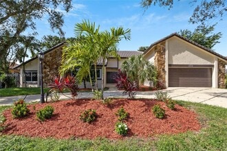 Building Photo - 8881 N Lake Dasha Dr