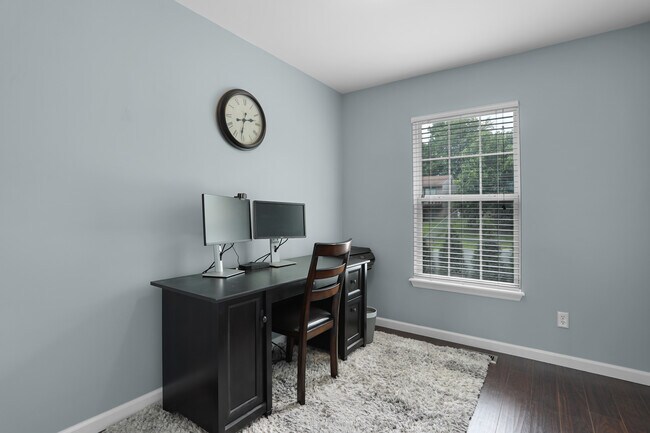 Foto del edificio - 552 Winter Bluff Dr
