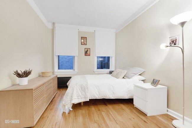 Foto del edificio - 113 W 13th St