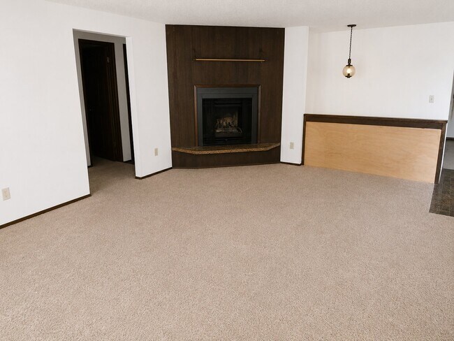 Building Photo - 3902 70th Ave Ct W