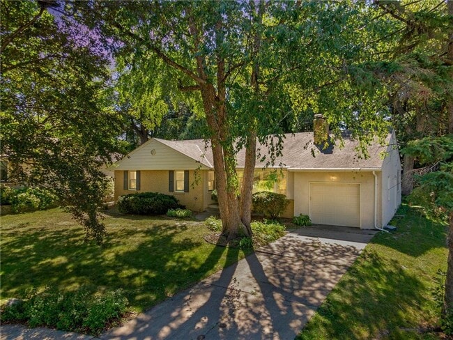 Building Photo - 4509 Laguna Dr