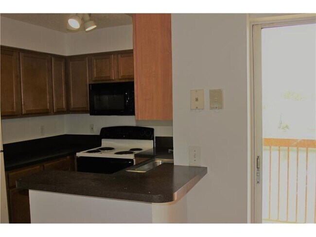Foto del edificio - 7610 Westwood Dr