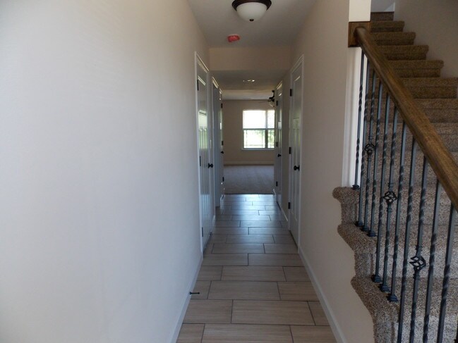 Building Photo - 208 Olyvia Street