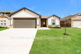 Building Photo - 2600 Rosewood Ln