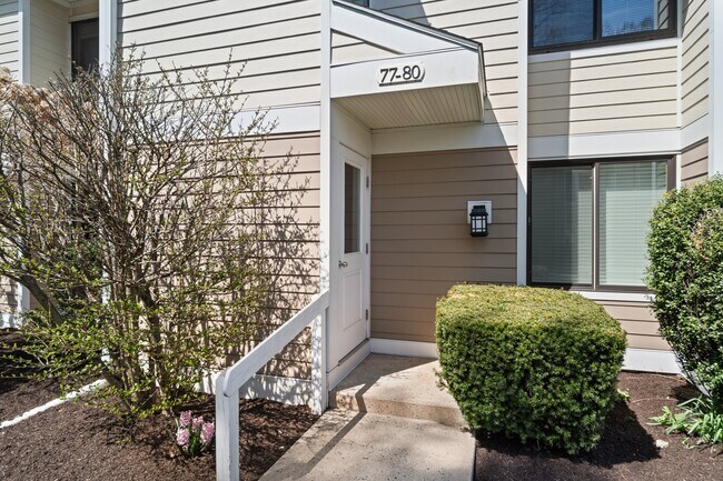 Foto del edificio - 79 Lawson Ln