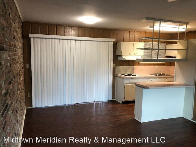 Foto del edificio - 305 Broward St