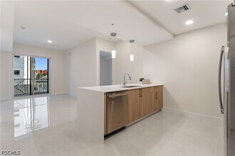 Building Photo - 26600 Rosewood Pointe Dr